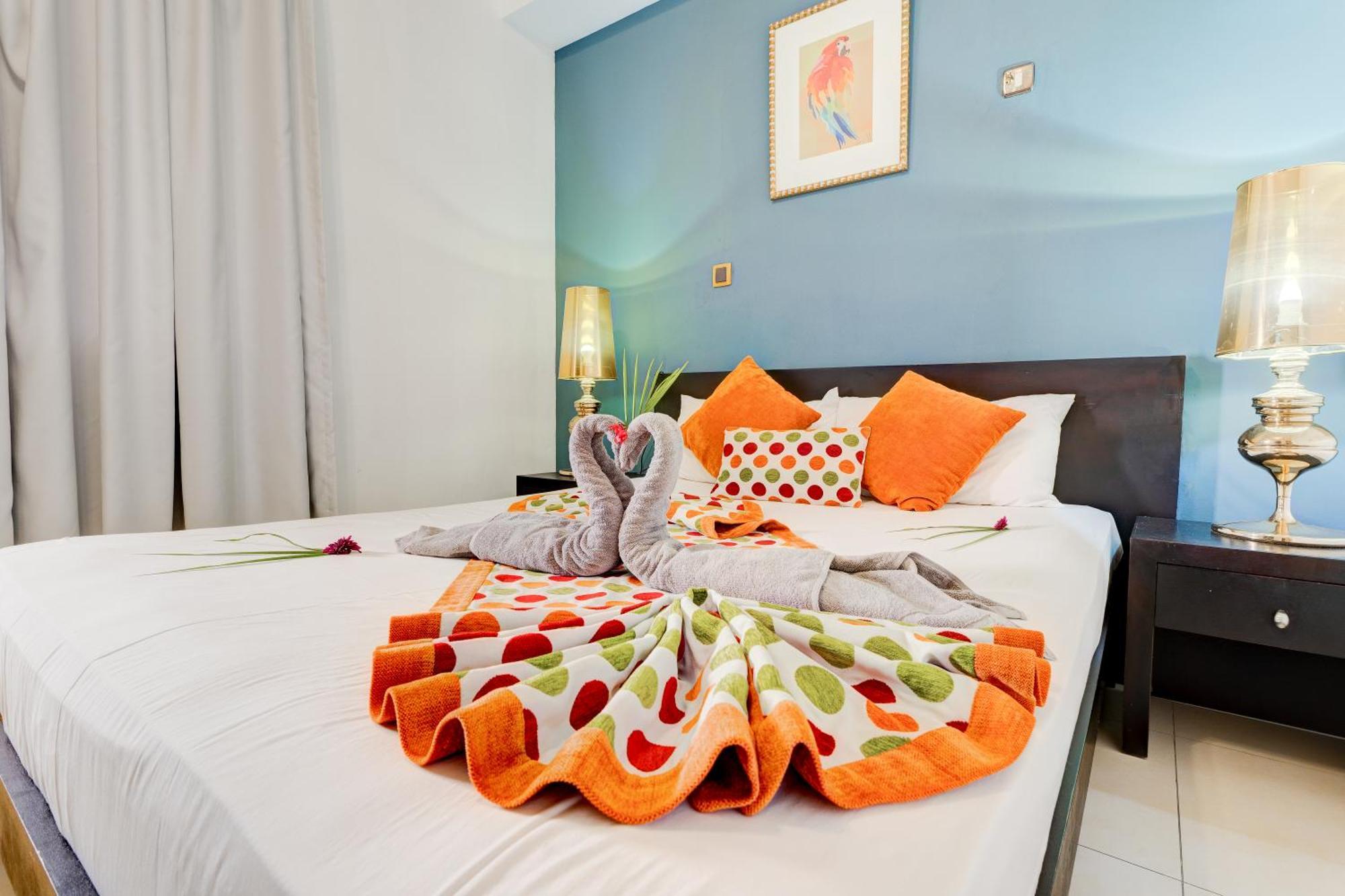 Pereybere Apartment With Breakfast And Private Balcony Pereybere Beach Bagian luar foto
